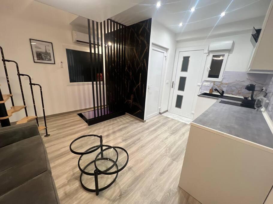 Maison Appartement Triplex Avec Jacuzzi Et Sauna سانت إتيان المظهر الخارجي الصورة