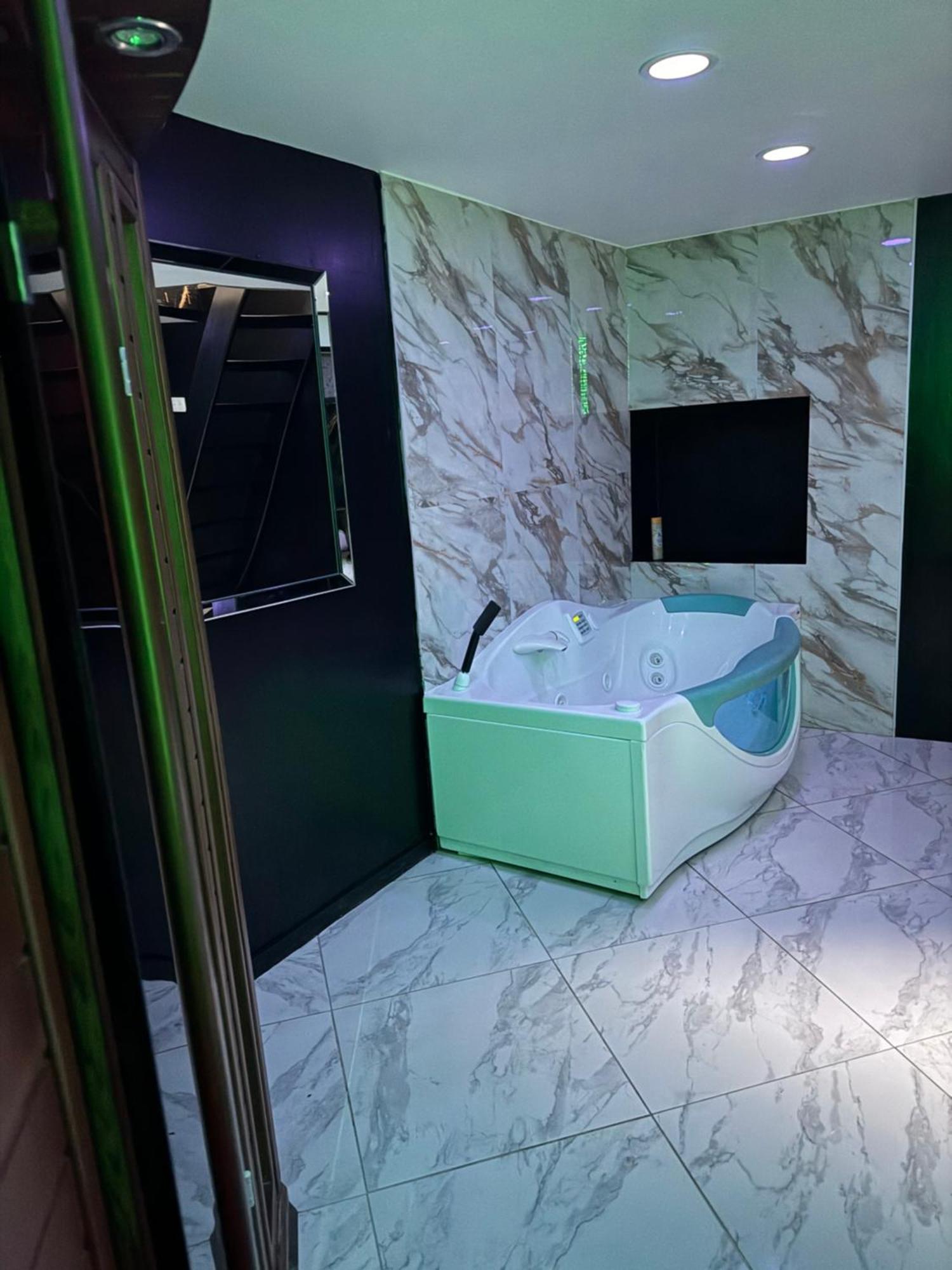 Maison Appartement Triplex Avec Jacuzzi Et Sauna سانت إتيان المظهر الخارجي الصورة